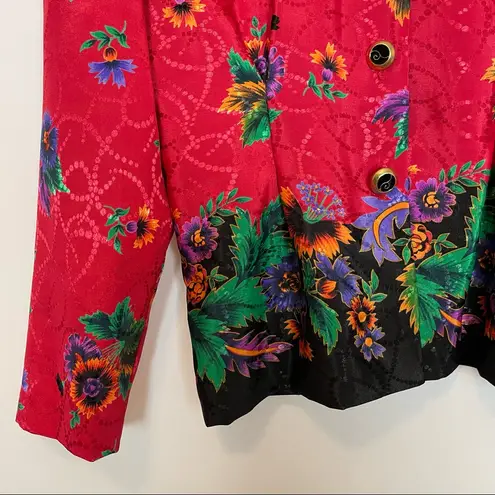 Vintage Bold Print Button