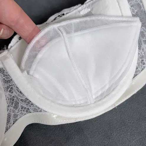 New Agent Provocateur Love Strapless Bra White Size 32C Straps Padded Bridal