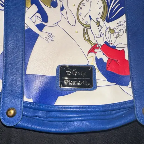 Lounge Fly  Disney Heart logo Alice in Wonderland Blue White Crossbody Bag