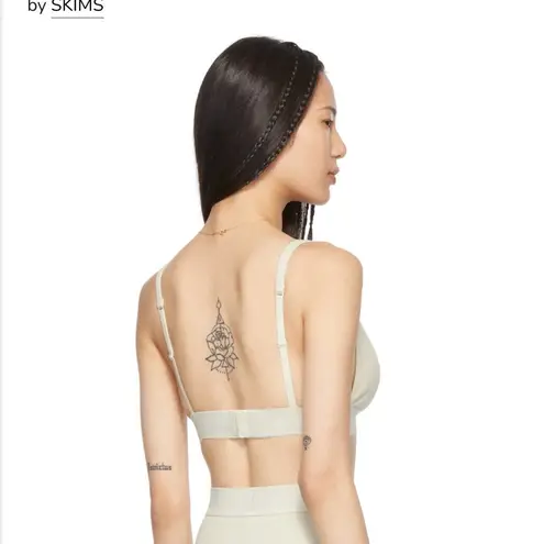 SKIMS Off-White Cotton 2.0 Plunge Bra