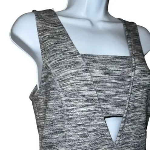 Olive & Oak OLIVE & OAK Super Cute Gray/White Cut Out Fit & Flare Dress NWOT Size Small