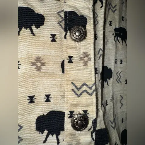 Brooks & Dunn Western Coastal Cowgirl Buffalo Printed Button Down Medium Black