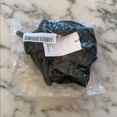 Quince NWT Women's Italian Scoop Neck Bikini Top Palm Green Size Medium 🌴