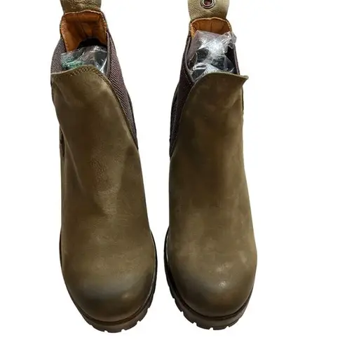 Bueno Women's Flight Green Leather Chelsea Ankle Boot US 9.5 / EU 40 New