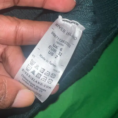 River Island NWT Dark Green Ribbed Sweater with Button Detail size 6