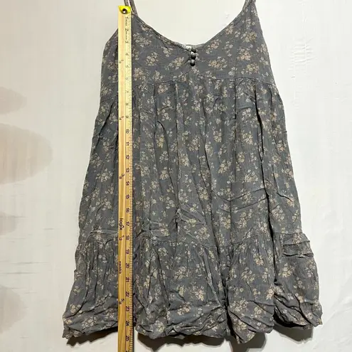 Dress Forum Tank Top Women's Small Gray Floral 100% Rayon Scoop Neck Peplum Hem