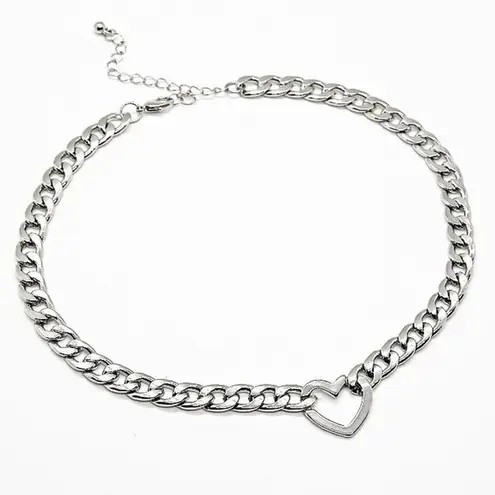 Heart Curb Chain Choker Silver
