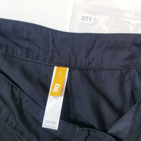 Lucy Activewear Capri Pants Ruched Leg