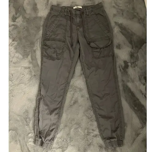 Hollister cargo jogger