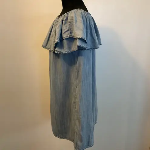 3. Sneak Peek Light Wash Off the Shoulder Chambray Dress Size Large Blue