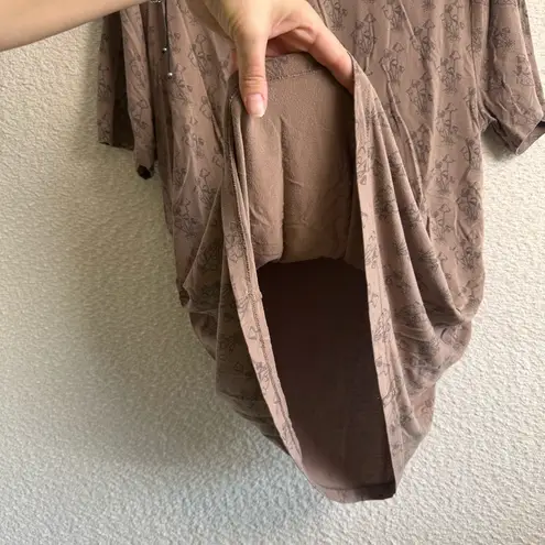 Kate Quinn Women’s Brown Mushroom Pattern Modal Spandex T