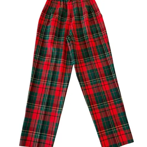 Pendleton VINTAGE red & green plaid 100% wool trousers. Size 6 (runs small)