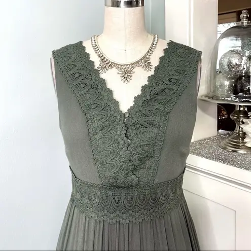 Davi & Dani Lace Crochet Tiered Maxi Dress Sage Green Small