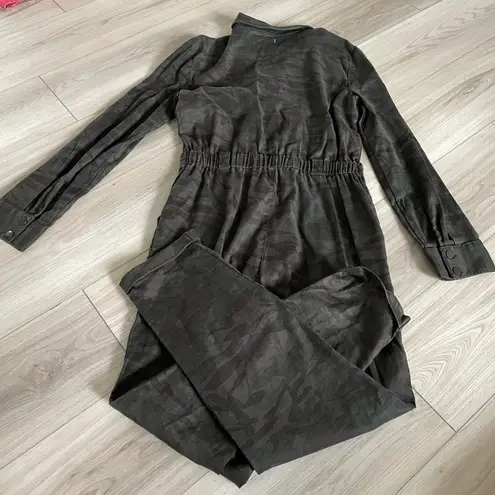 Level 99 Marlow Camouflage Long Sleeve Button Up Collared Utility Jumpsuit Small Green