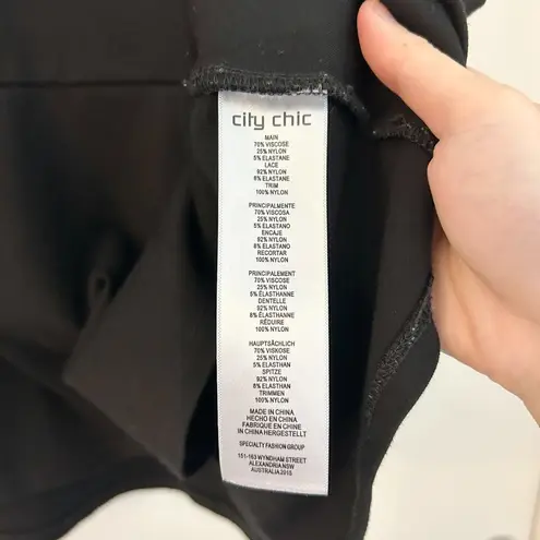 City Chic Black Sweetheart Neckline Lace Sleeveless Peplum Top Size 14