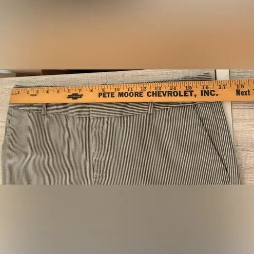 Norma Kamali Norma Kamala Seersucker Pin Stripe Pants Taupe Cropped Cotton Blend Size 10