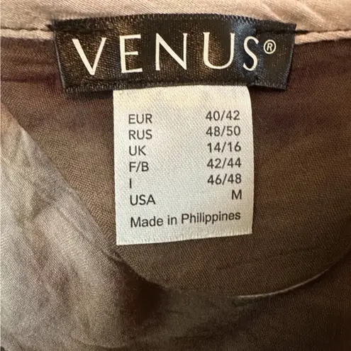 Venus Women’s  dress. Sleeveless. High low dress. Beautiful. Size M