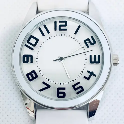 FMD Watch Company Men s Watch White 17 From Heather