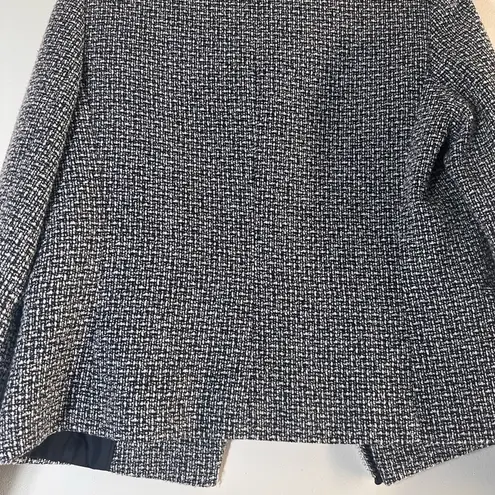 Karl Lagerfeld Tweed Pearl Blazer black & white Pockets size 8