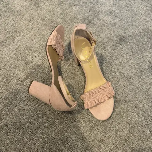 Nordstrom Unisa Suede Ruffle Pink Peep Toe Kitten Heels