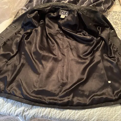 Leather Jacket Black Leather Collared Buttons Pockets Lined Size 10 VTG VG Clio