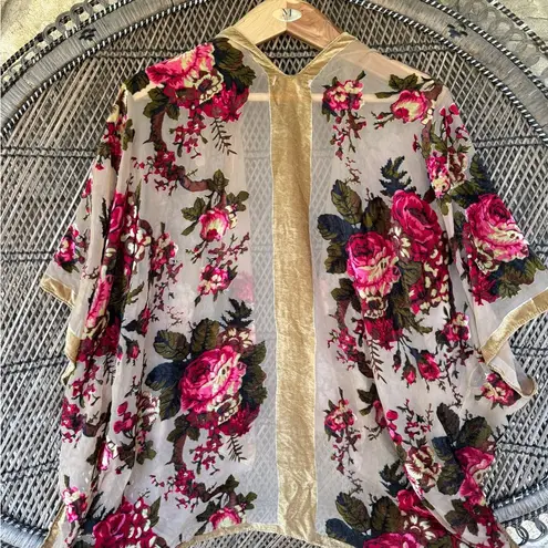 Kimono floral wrap poncho / Retro Tan Platform Sandals festival Size undefined