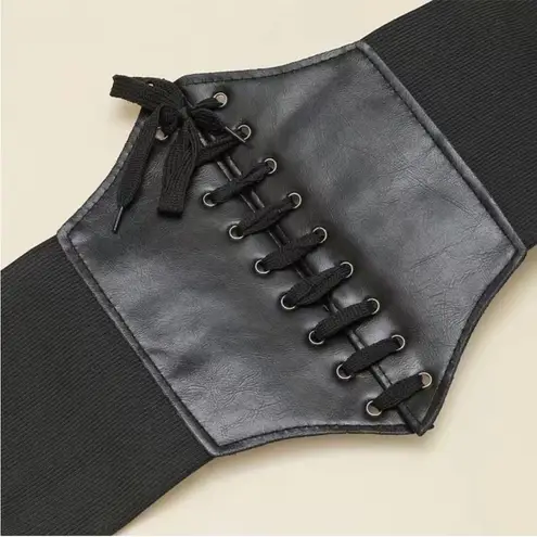 Plus Size Black Vintage Style Lace Up Faux Leather Elastic Back Closure