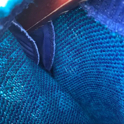 Vintage 90s Cape Cod filigree teal blue sweater Size M