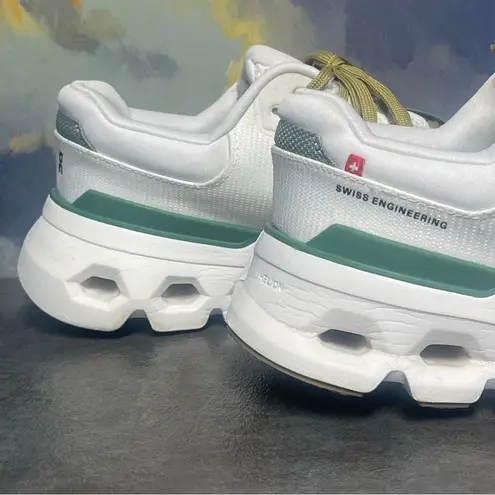 On Cloudrunner 2 Women's White Running Shoes Size 8.5