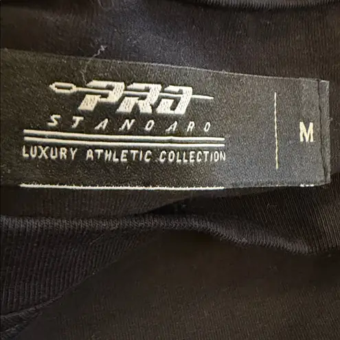 Urban Outfitters NBA Los Angeles Lakers Black Patch Logo Tee Shirt Size Medium