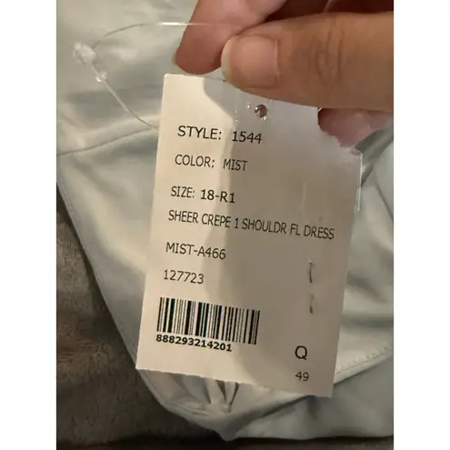 After Six NWT 1544 Size 18 R1 Mist Light Blue Thin One Shoulder Maxi Dress Crepe