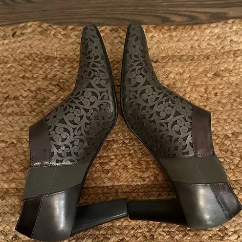 Brighton  Mantilla Rhythm Pewter Laser Cut Leather Booties/Ankle Boots Size 9