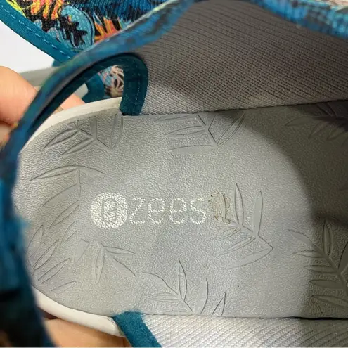 Bzees secret multicolored sling back wedge sandals women’s size 9 casual