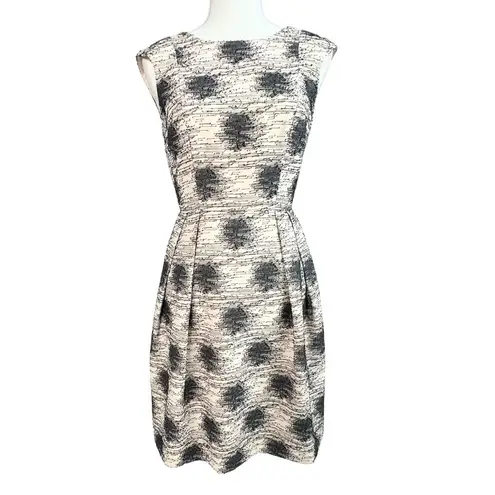 Carmen Marc Valvo Sleeveless Cocktail Dress 2 Fit & Flare Tan Black Old Money