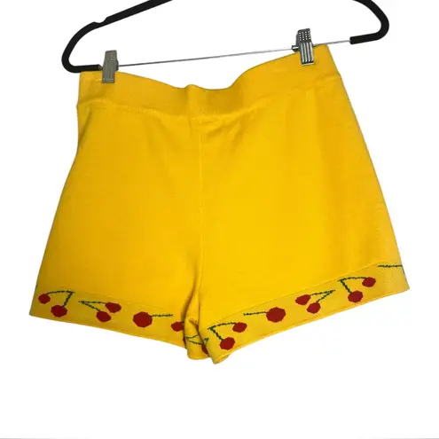 Nuuly Says Gah! Battenberg Cherry Shorts size M/L Yellow