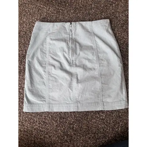 Free People  women's Baby Blue Corduroy Mini Skirt Size 4