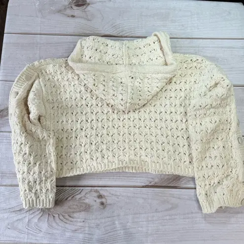 POL  Ivory Chunky Loose Knit Chenille Cropped Hooded Sweater Button Long Sleeves