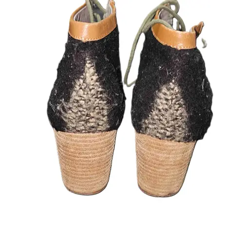 Pilcro Anthropologie And The Letterpress Tan Lace Up Chunky Heel Suede Boots 6