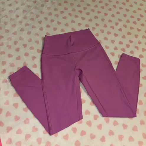 Lululemon wunder under leggings size 4 magenta glow 25”