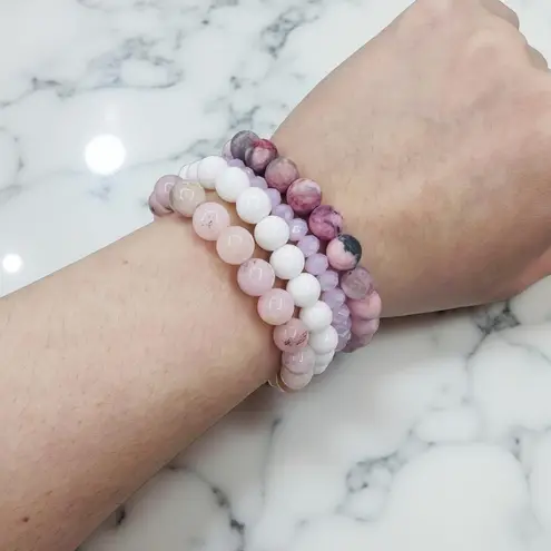 “Mom” Arm Candy Beaded Bracelet