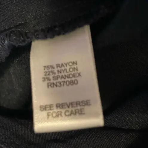 Cest.1946 Women’s Classic Stretch Lace Contemporary Capri Pants Black Size 10 Blue