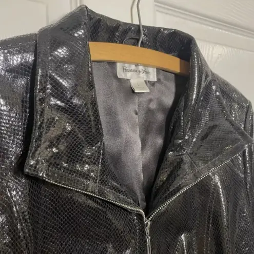 Preston & York  Womens Vintage Large Leather Jacket Snake skin style Full Zip