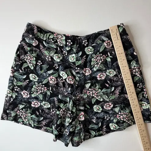 J Jill Wearever Floral Knit Top and Shorts Set Size S/M Lounge Soft Stretch Boho Black Size M