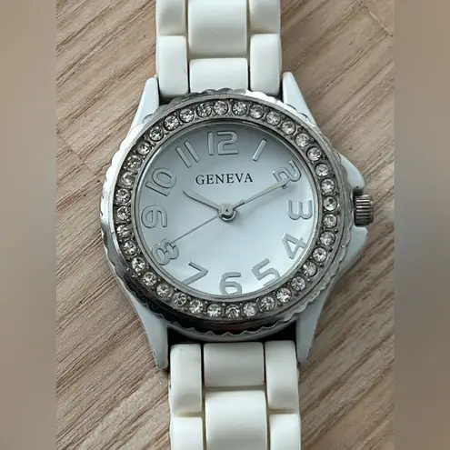 Fashion Watch Geneva Brand White
