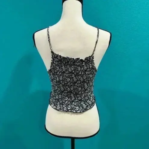 Forever 21  floral black and white scrunched halter top in size medium