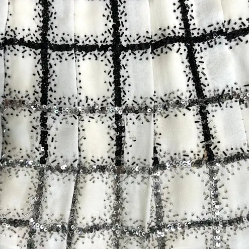 Oscar de la Renta Silk Beaded Black and Cream Check Pleated Skirt Size 8