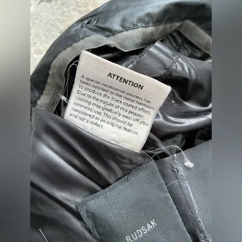 Gorgeous women’s RUDSAK puffer coat🔥🔥 Black Size M