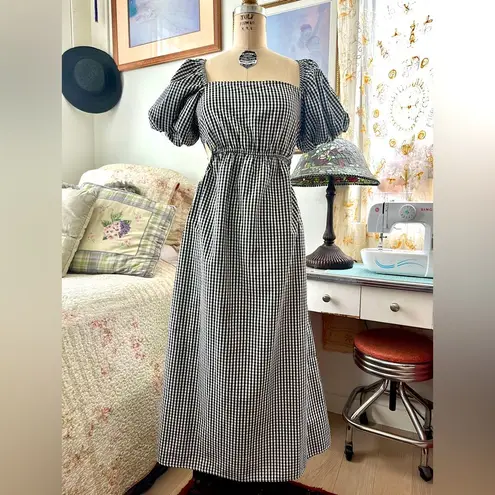 Love...Ady Love Ady Black and White Gingham Cut-Out Dress