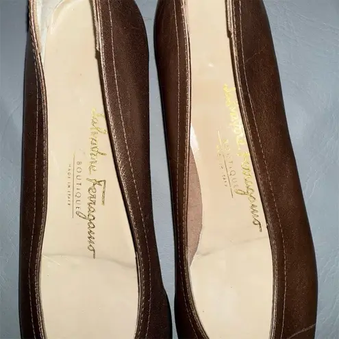 Salvatore Ferragamo Women's Flats Brown Bronze Leather 8 AAAA Narrow Slip On
