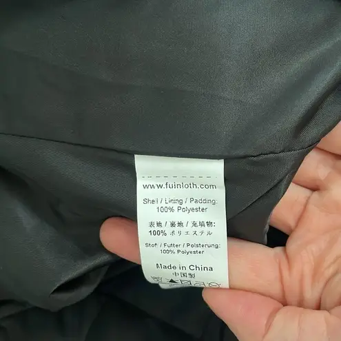 FUINLOTH black basic vest full zip Size M